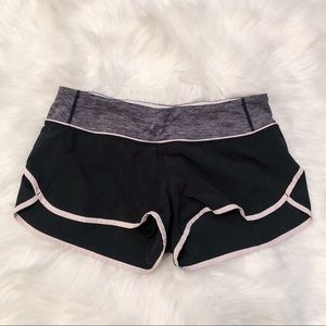 SOLD! 🏃🏻‍♀️ Lululemon Run: Speed Shorts 8 Black/Pink